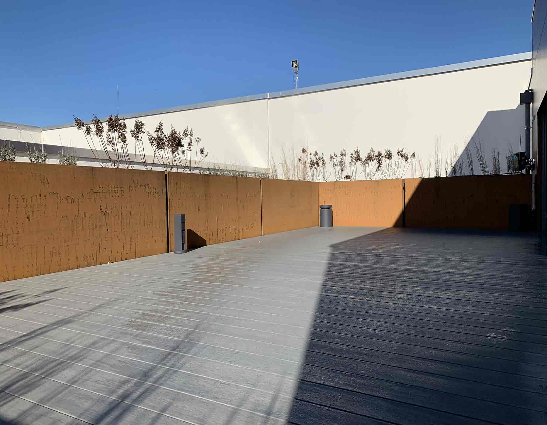 CORTEN—BAC-A-FLEUR